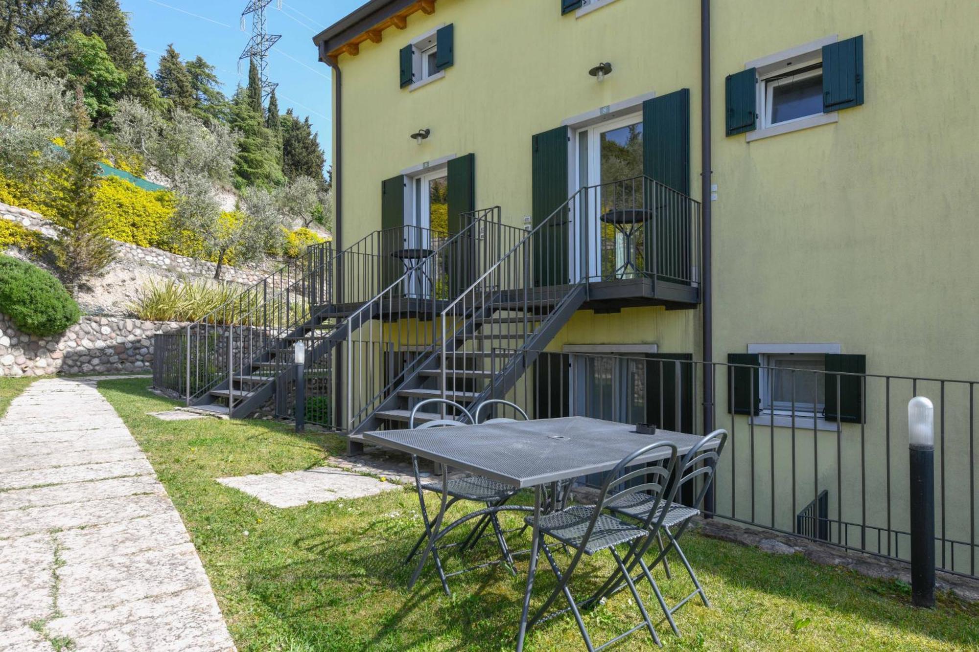 Residence Fontanelle Cavaion Veronese Exteriör bild